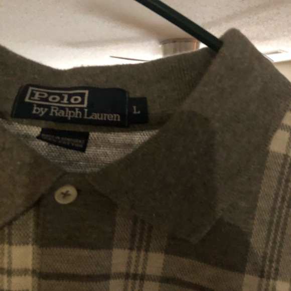 Polo - Picture 1 of 2